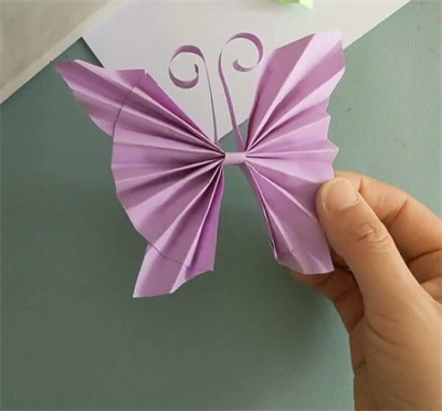 亲子手工 - 折纸蝴蝶